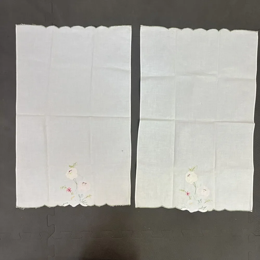Vintage Floral Applique Embroidered Hand Tea Towel - Set of 2 FS Bnfts Charity